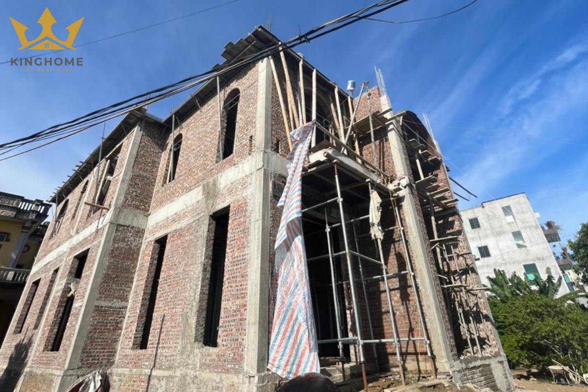 Thiết kế thi công xây dựng biệt thự tân cổ điển mái mansard