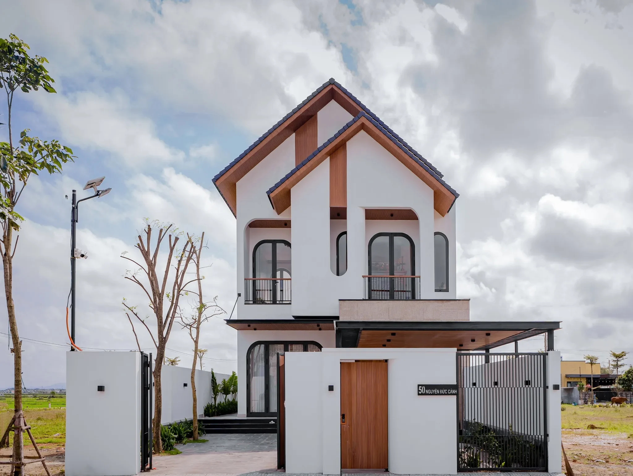 C’s Villa là công trình do King Home thiết kế và đồng hành hỗ trợ thi công từ xa, cùng gia chủ hoàn thiện một tổ ấm chất lượng, bền vững.