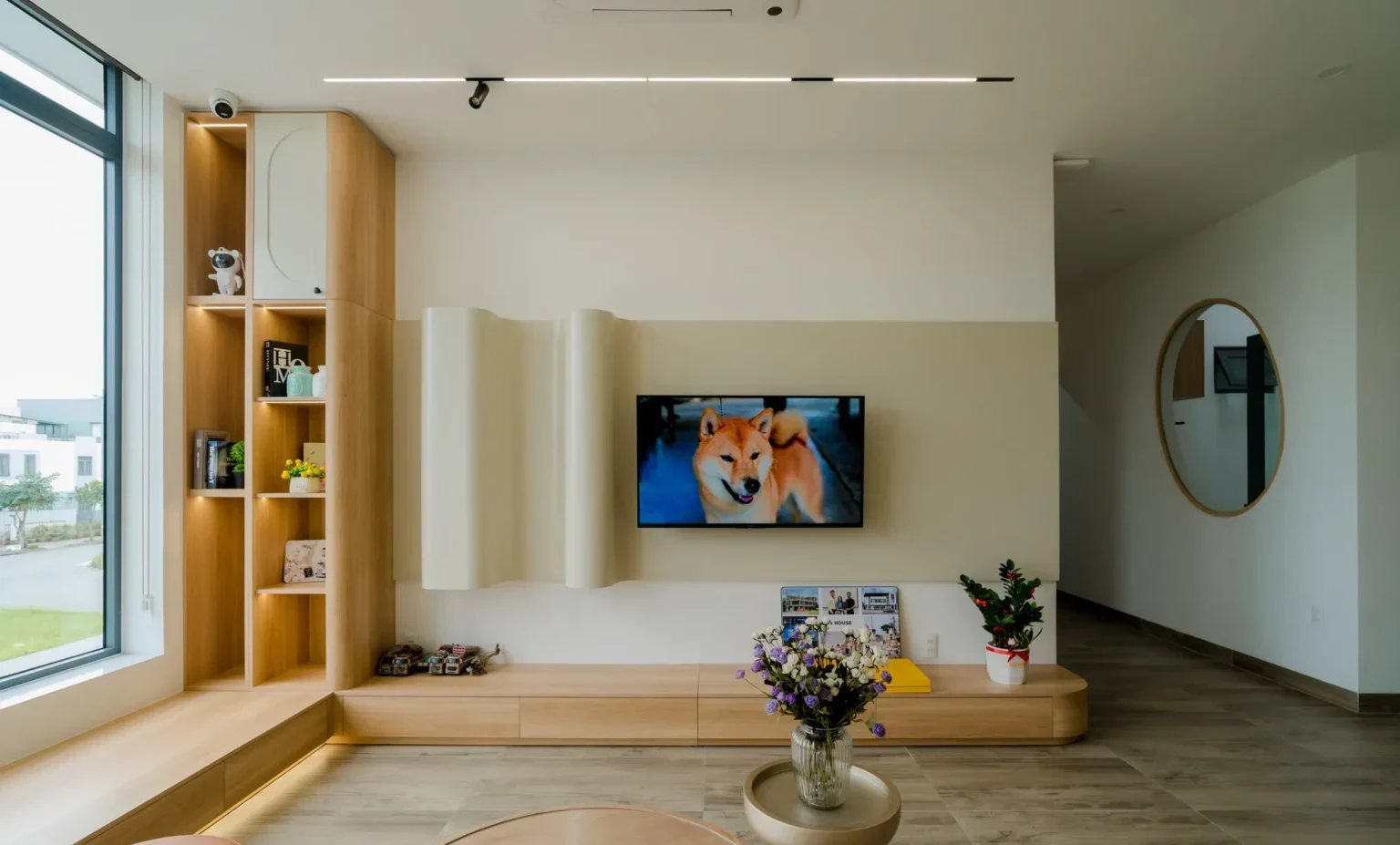 Hubic’s House được hoàn thiện giống bản vẽ đến hơn 95%. Các chi tiết đường cong, nét thẳng được hiện thực hóa một cách tỉ mỉ và chính xác