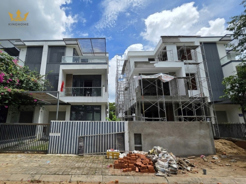 Thi công phần hoàn thiện đồng bộ các hạng mục trong công trình