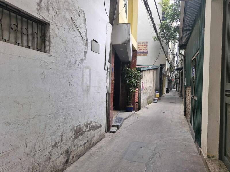 Khu vực Hai Bà Trưng là trung tâm, nhiều nhà phố chủ yếu trong ngõ